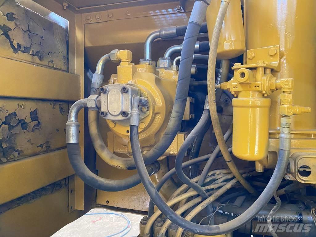 CAT 320 B Pelle sur chenilles