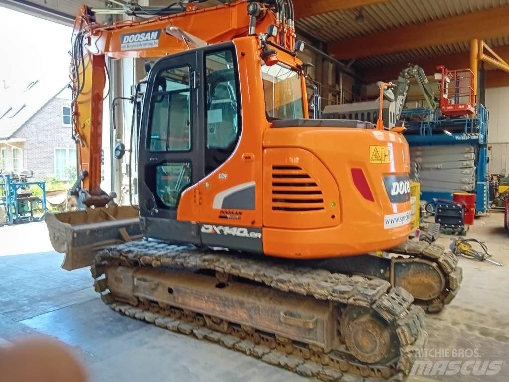 Doosan DX 140 LCR Pelle sur chenilles