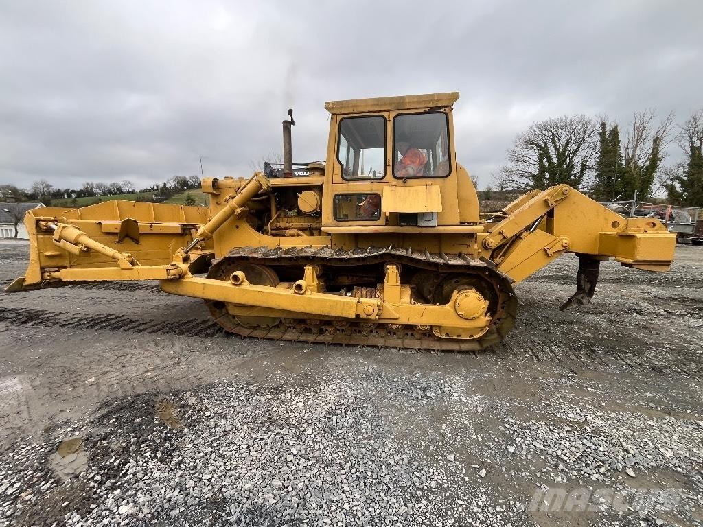 CAT D 7 Bouteurs sur chenilles