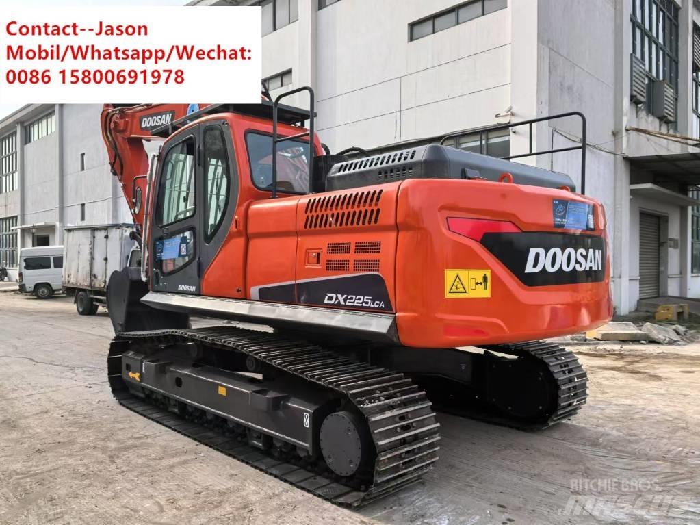 Doosan DX 225 LCA Pelle sur chenilles