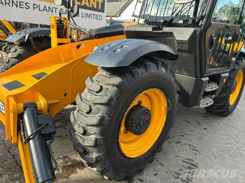 JCB 535-125 Hiviz Chariot télescopique