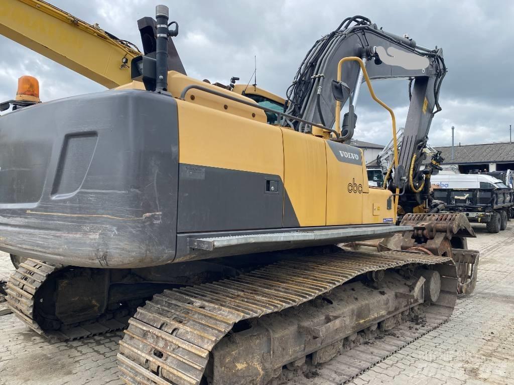 Volvo EC 220 D Pelle sur chenilles