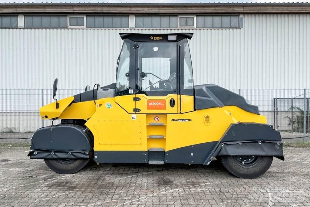 Bomag BW 28 RH Rouleaux à pneumatiques