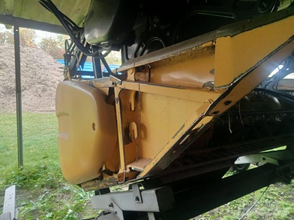 New Holland CR 9080 Moissonneuse batteuse