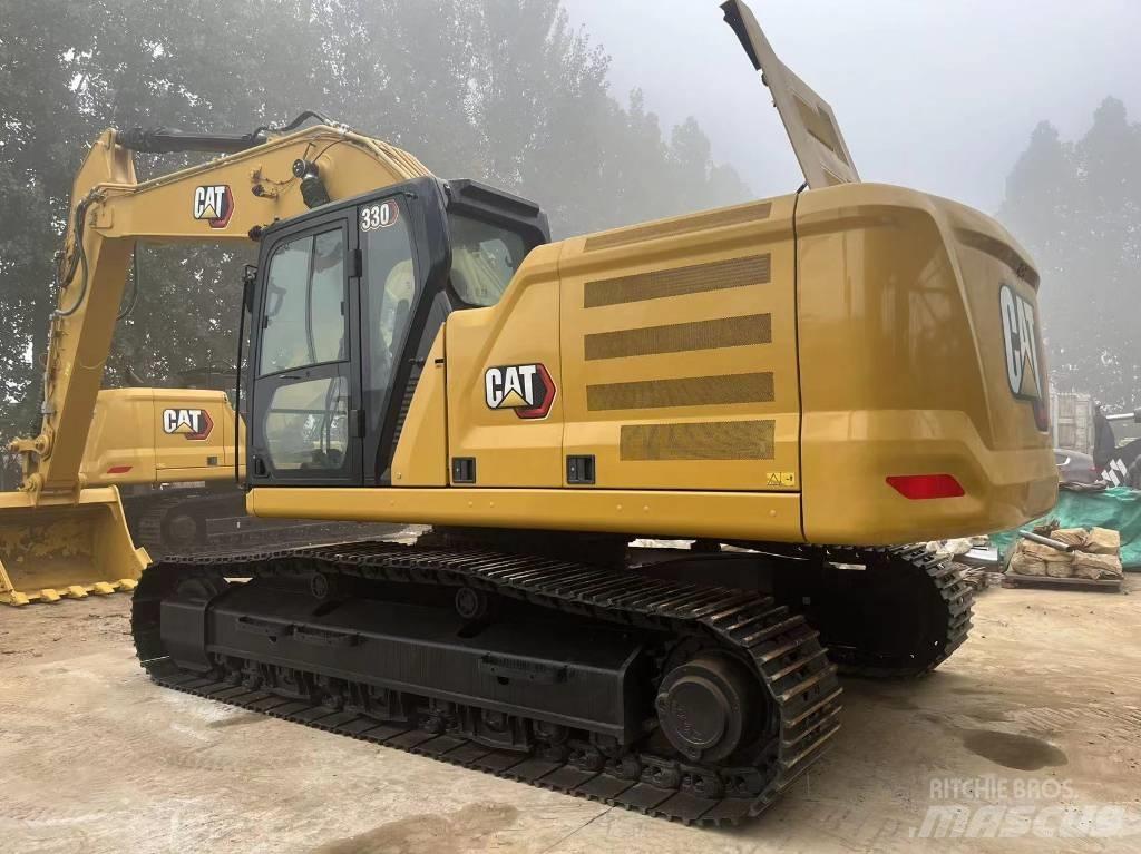 CAT 2021 CAT 330 Pelle sur pneus