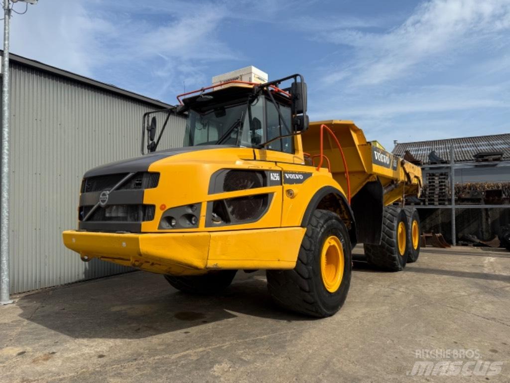 Volvo A 25 G Tombereau articulé