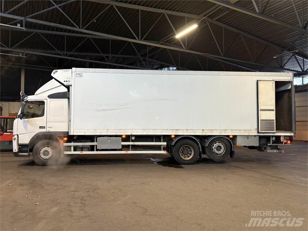 Volvo FM13 6x2 Camion Fourgon