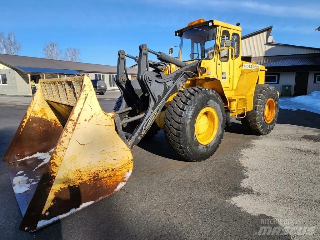 Volvo BM LM846 Chargeuse sur pneus
