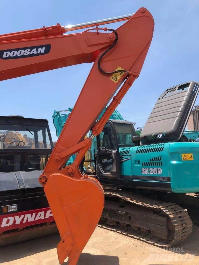 Doosan DH220LC-7 Pelle sur chenilles