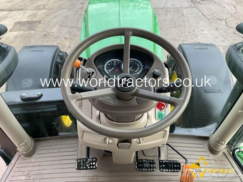 John Deere 6130 R Tracteur