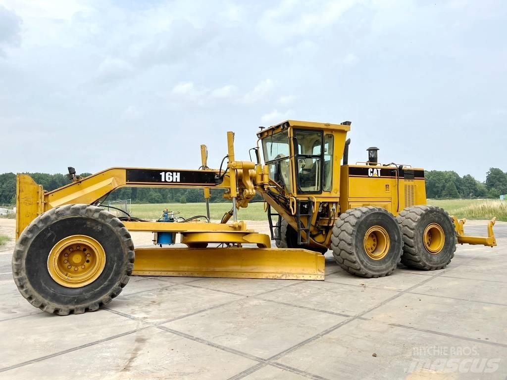 CAT 16H + RIPPER Niveleuse