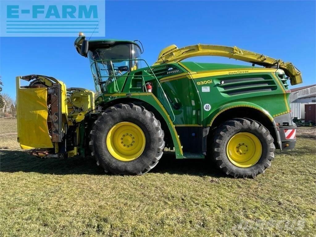 John Deere 8300 Ensileuse automotrice