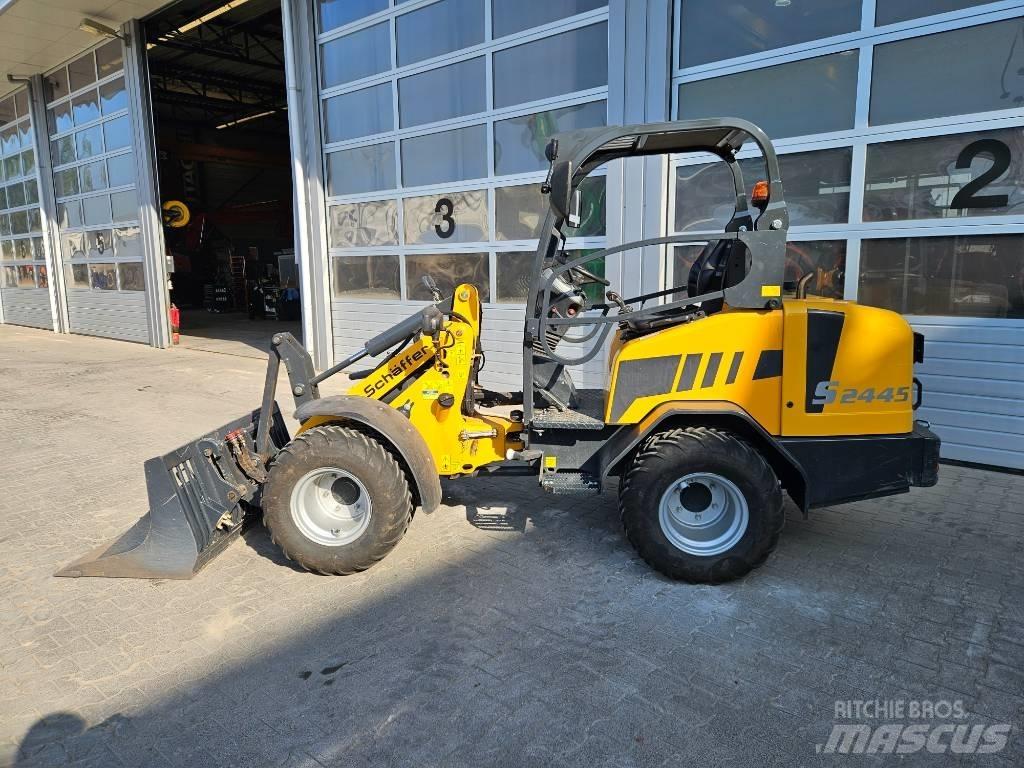 Schäffer 2445S Mini chargeuse