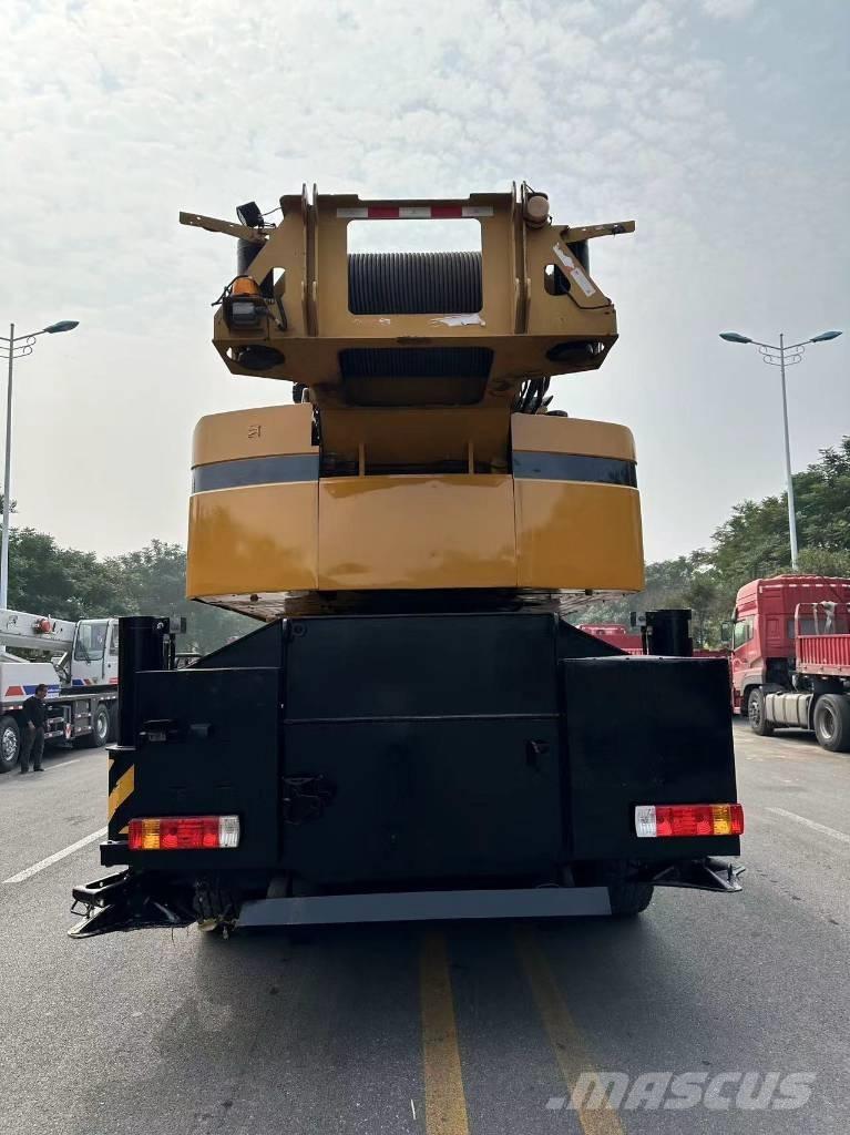 Sany STC1000T Grues tout terrain