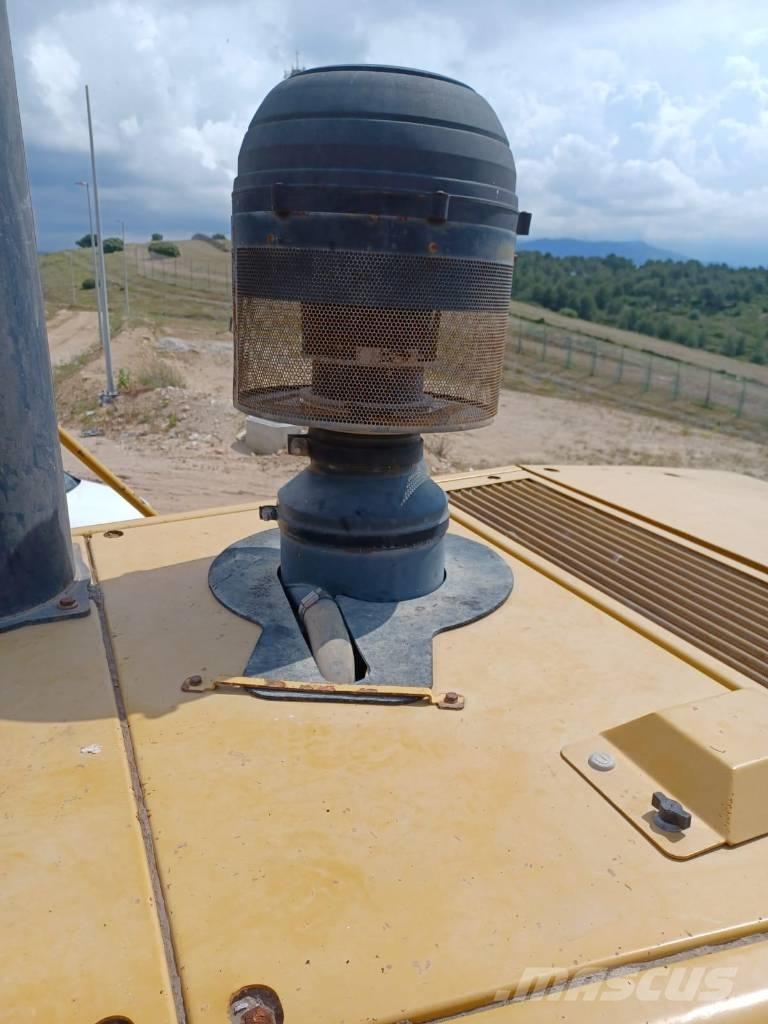 CAT 836 H Compacteurs de déchets