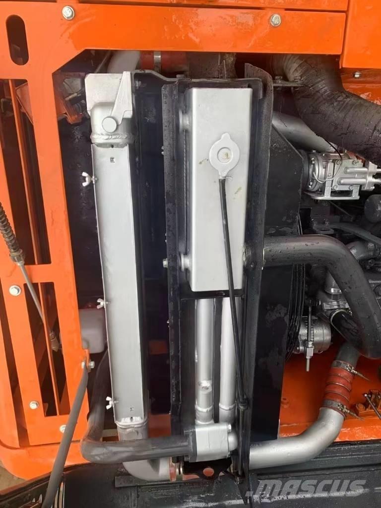 Doosan DX300LC-9C Pelle sur chenilles
