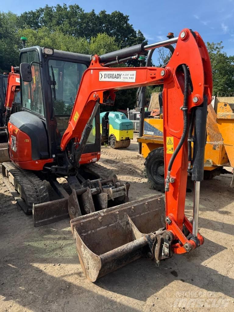 Kubota U 27-4 Mini pelle < 7t