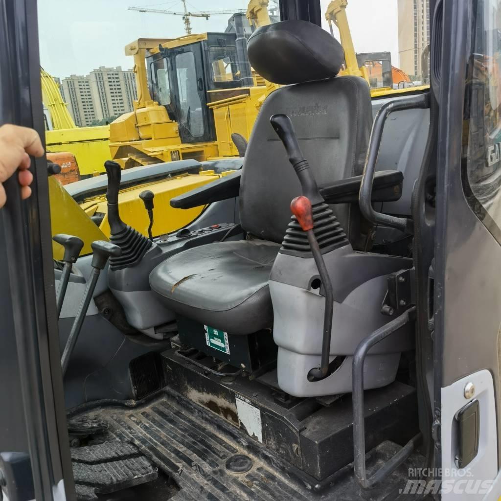 Komatsu PC78US-6 Pelle sur chenilles