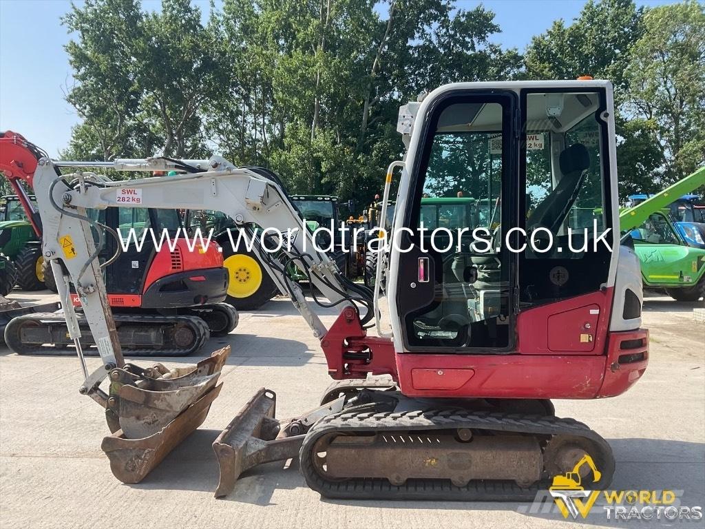 Takeuchi TB 230 Mini pelle < 7t