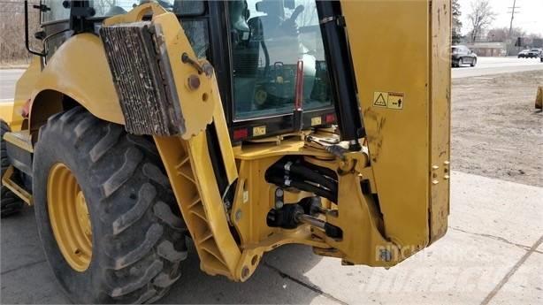 CAT 420 F Tractopelle