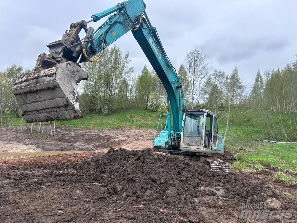 Kobelco SK210 lc Pelle sur chenilles