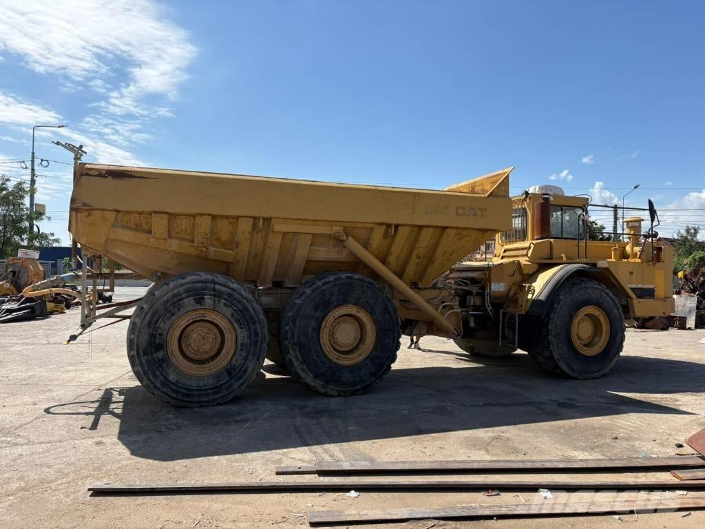 CAT D 350 C Tombereau articulé