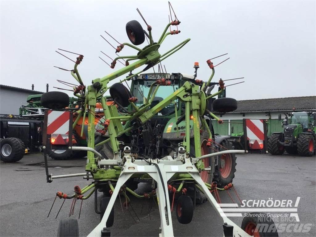 CLAAS VOLTO 800 T Rateau faneur