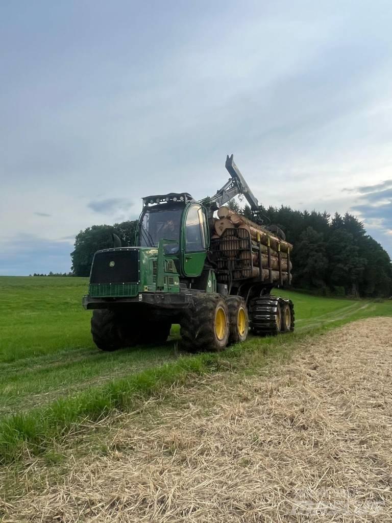 John Deere 1110E Porteur