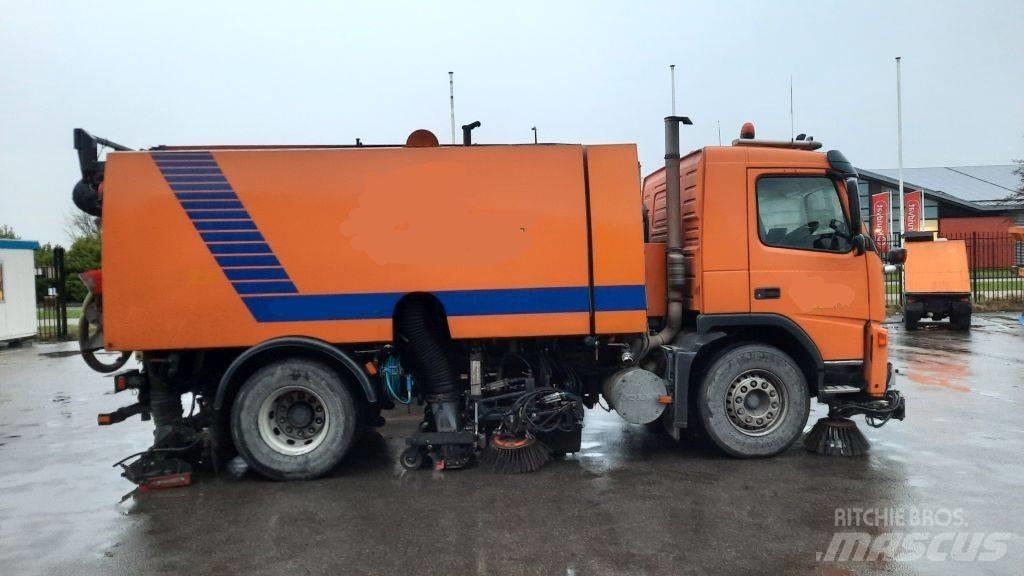 Volvo FM9 + Beam CX800 Camion balayeur