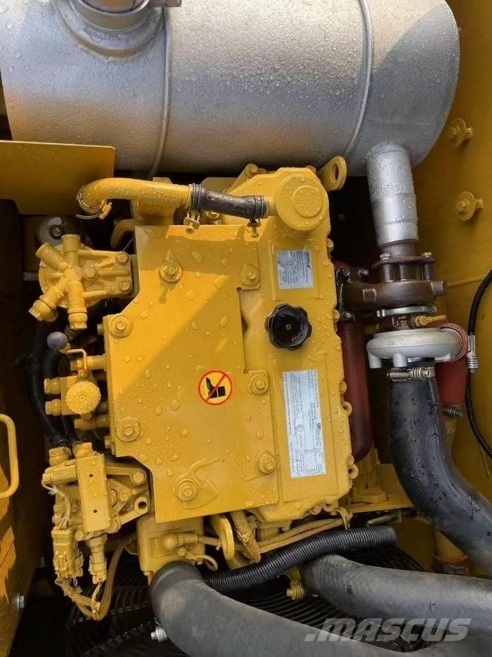 CAT 315 D2GC Pelle sur chenilles