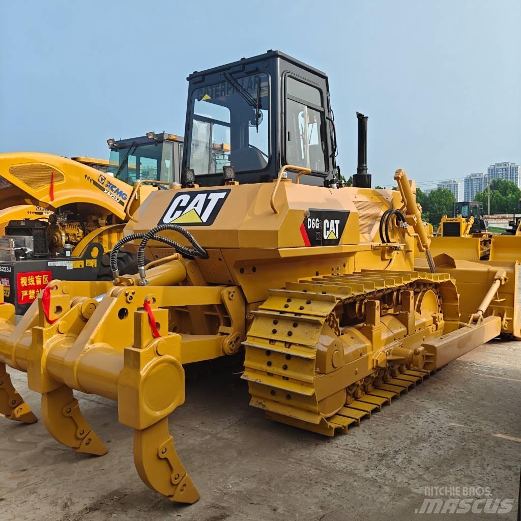 CAT D 7 G Niveleuse