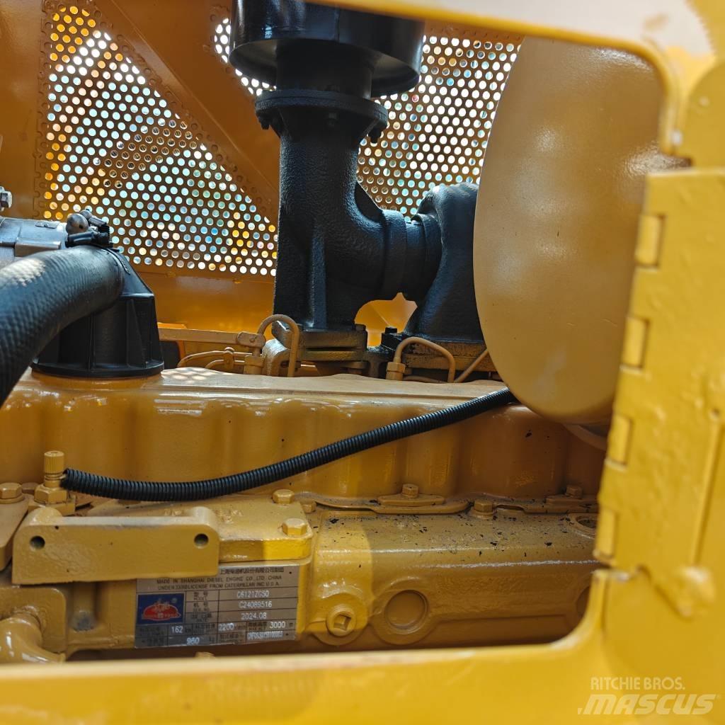 CAT D 7 G Niveleuse