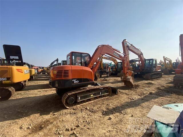 Doosan DX 80 Mini pelle < 7t