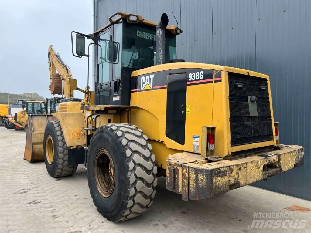 CAT 938G Chargeuse sur pneus
