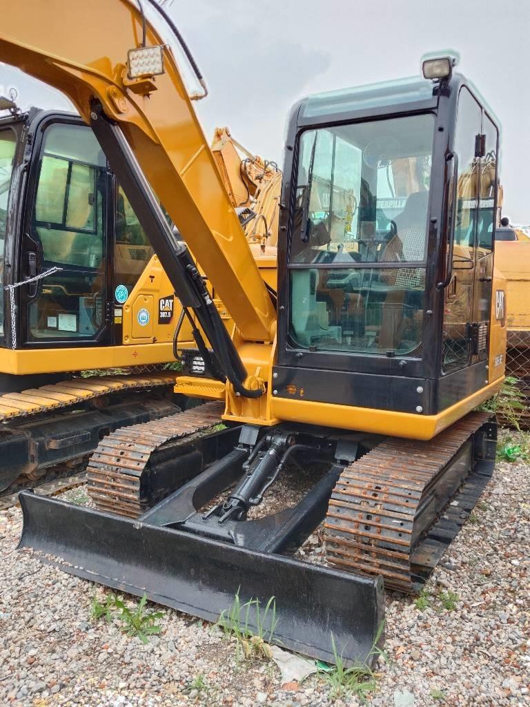 CAT 3055E Mini pelle < 7t