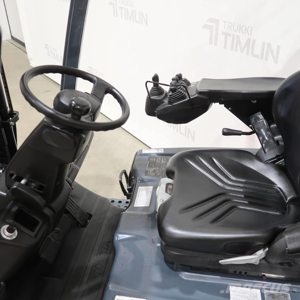 Toyota 8FBE15T Chariots élévateurs électriques