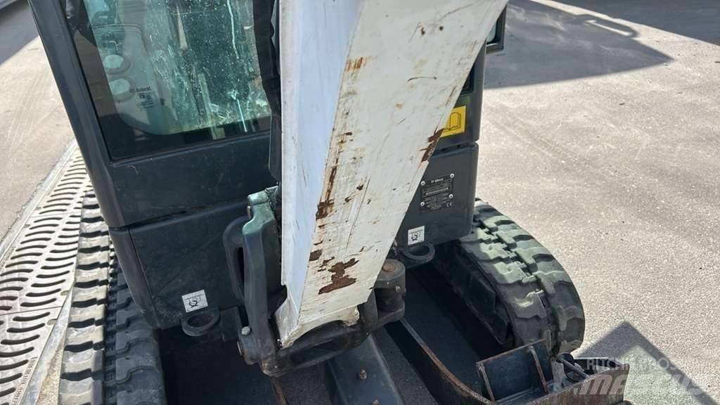 Bobcat e17 Tracteur