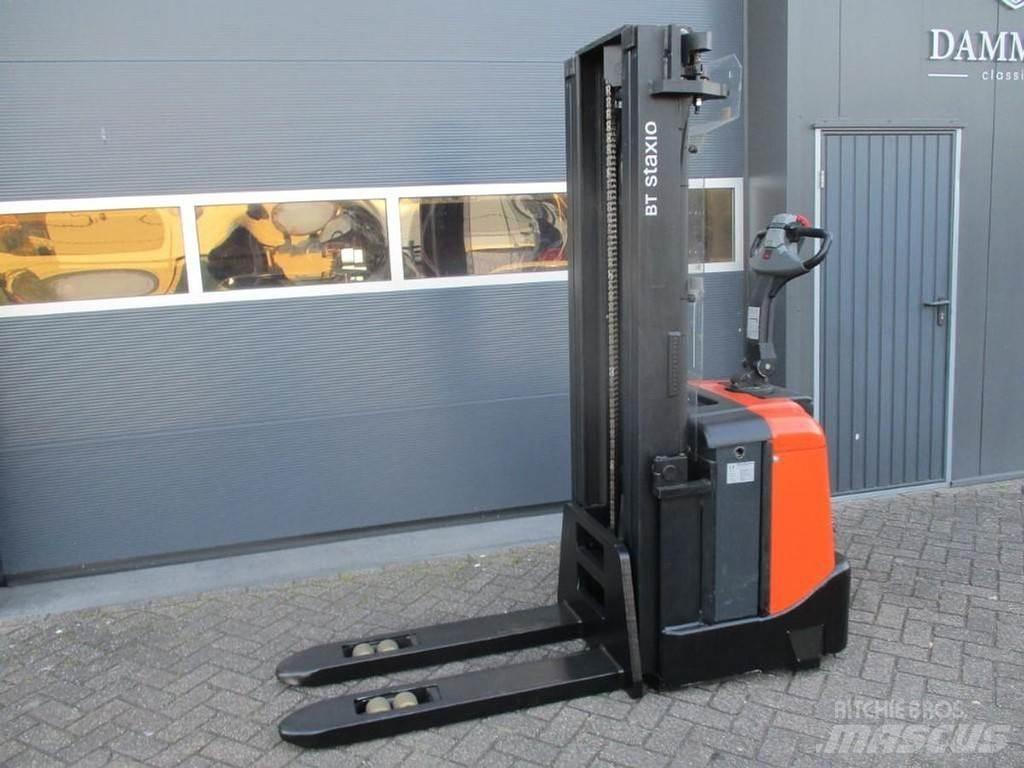 BT SPE 160 Gerbeur accompagnant