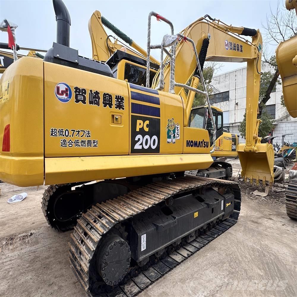 Komatsu PC 200 Pelle sur chenilles