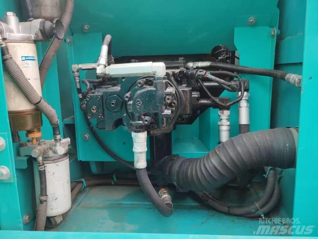 Kobelco 130 Pelle sur chenilles