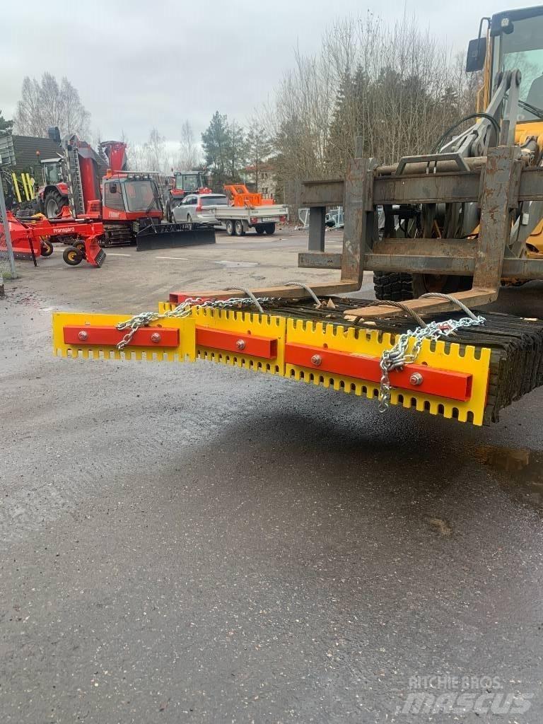  Bergma Vägsladd Niveleuse