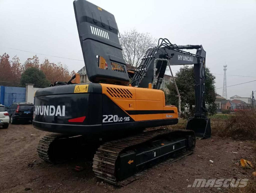 Hyundai 220LC-9S Pelle sur chenilles