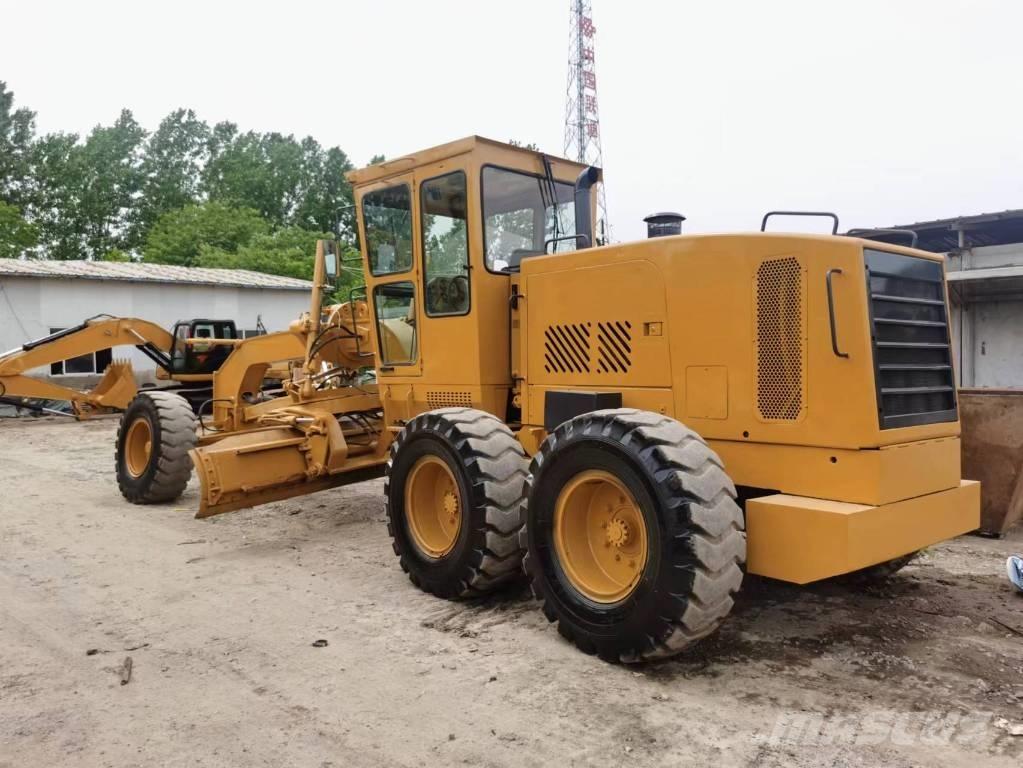 XCMG GR 180 Niveleuse