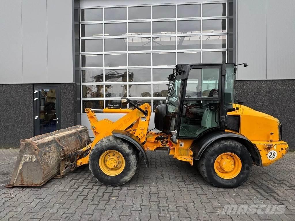 CAT 906H2 Chargeuse sur pneus