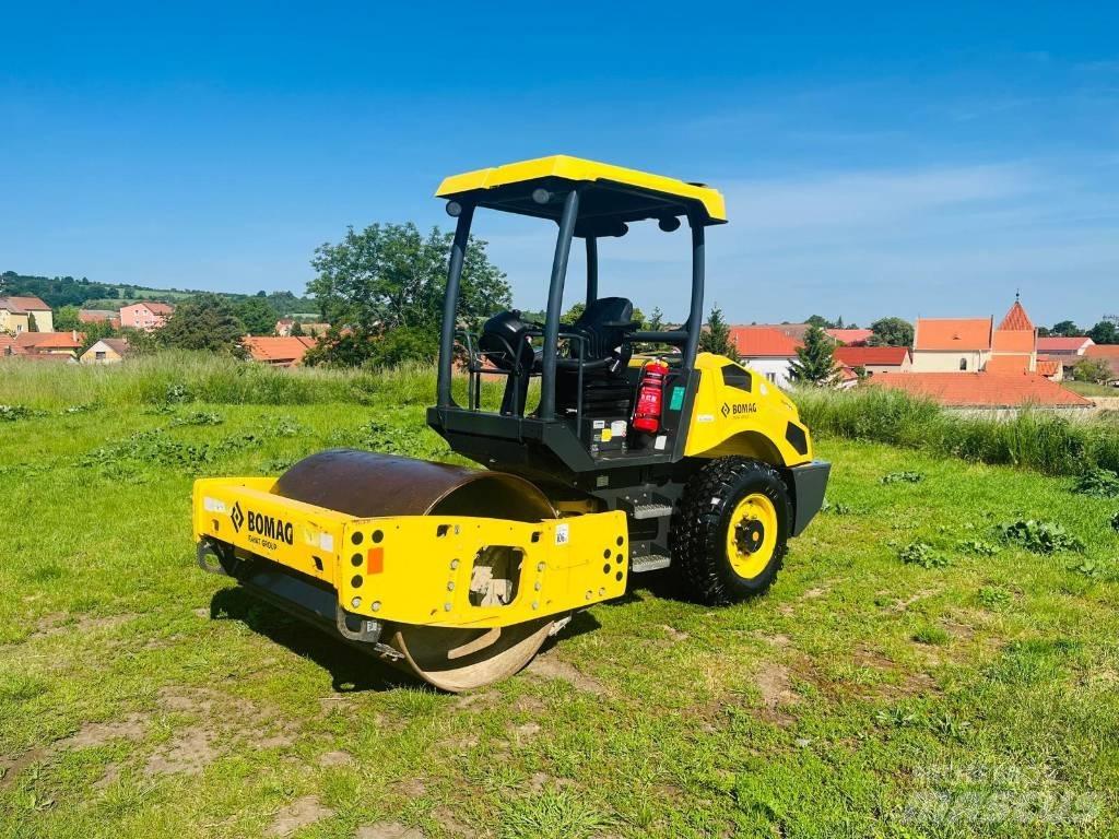Bomag BW145DH3 Rouleaux monocylindre