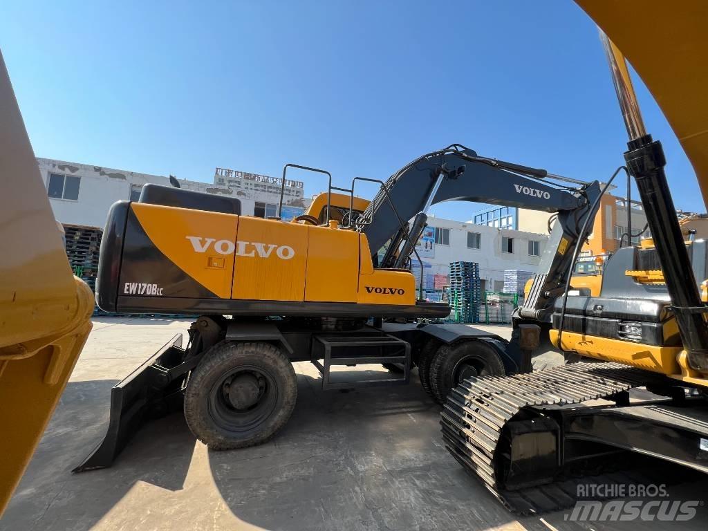 Volvo EC170 Pelle sur pneus