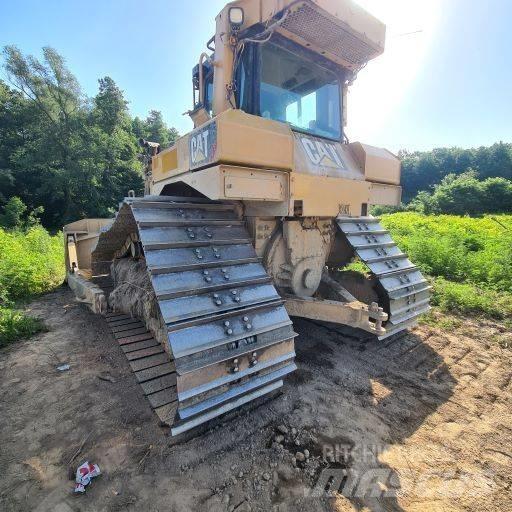 CAT D 6 T LGP Bouteurs sur chenilles