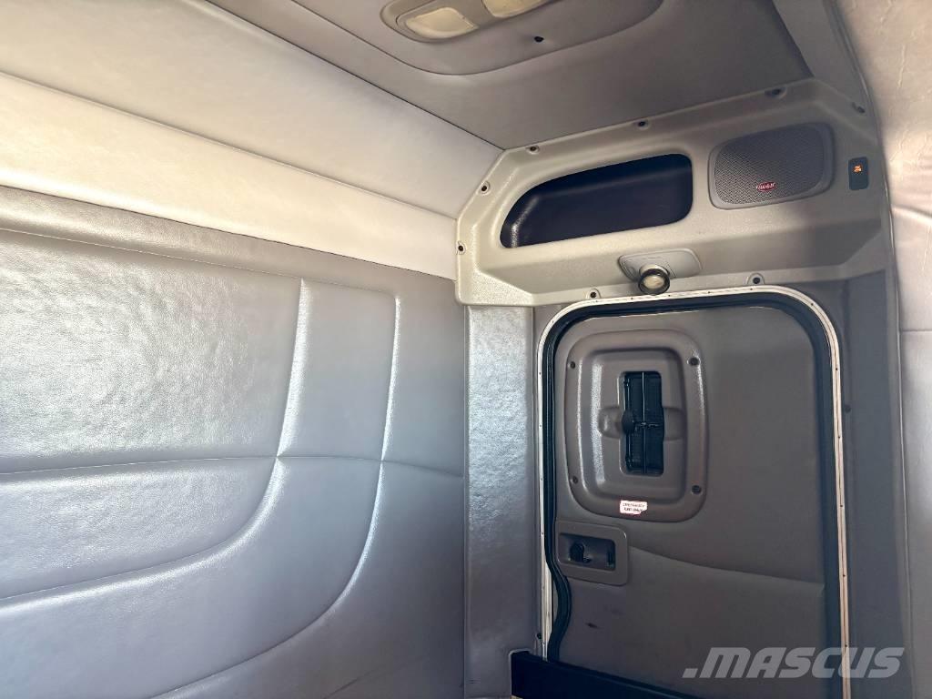 Peterbilt 367 Tracteur routier