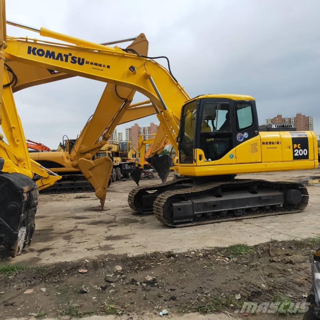 Komatsu PC200-7 Pelle sur chenilles