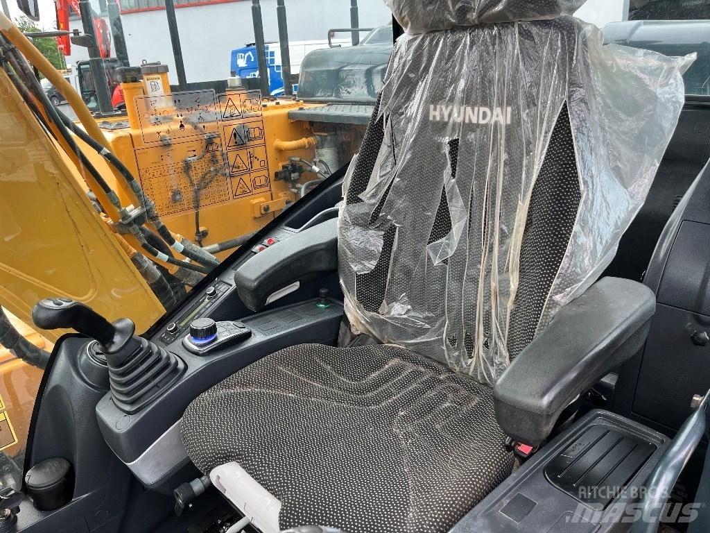 Hyundai HX140LC Pelle sur chenilles